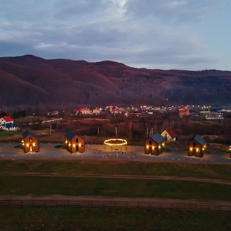 Villa Комплекс Відпочинку Крихая Solochyn Esterno foto